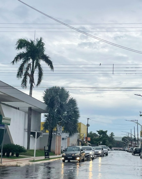 Frente fria traz temperaturas amenas a Coxim neste fim de semana