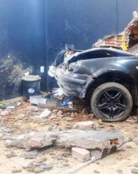 Motorista alcoolizado provoca destrui&ccedil;&atilde;o em barbearia e &eacute; preso em Coxim