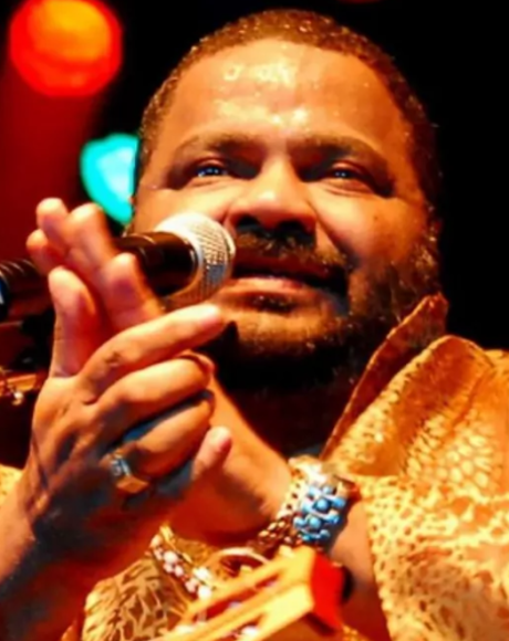 Morre Arlindo Cruz deixando um legado de samba e paix&atilde;o pelo cavaquinho