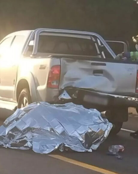 Motociclista morre ao bater em Hilux parada em opera&ccedil;&atilde;o de pare e siga
