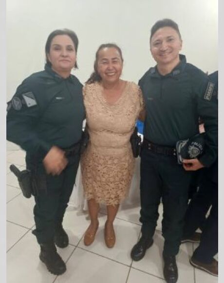 Vereadora Lucia da AAVC participa da solenidade de troca de comandante do Comando de Policiamento 