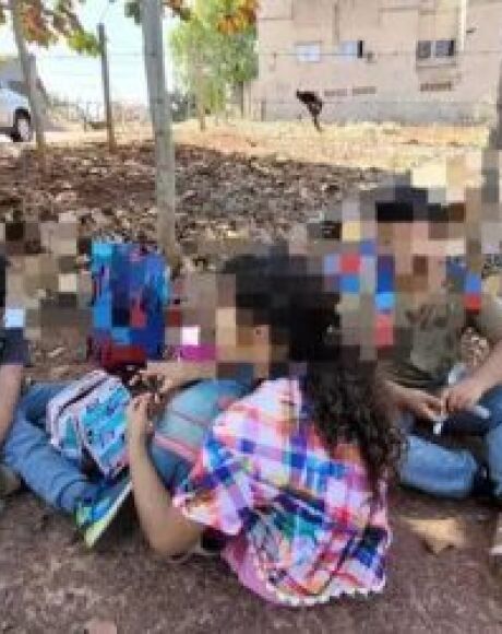 Irm&atilde;os fogem de casa para visitar a av&oacute; e s&atilde;o encontrados ap&oacute;s quase 10 km em MS