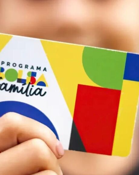 Bolsa Fam&iacute;lia: Benefici&aacute;rios com NIS final 2 recebem pagamento hoje (21)
