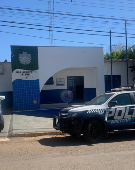 Jovem &eacute; presa ap&oacute;s agredir a pr&oacute;pria m&atilde;e durante briga em Camapu&atilde;
