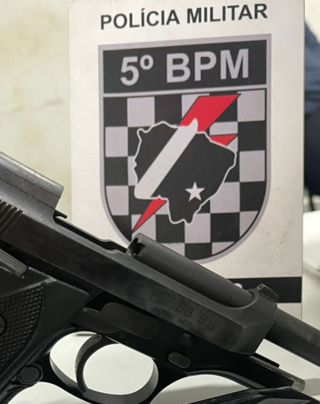 Pol&iacute;cia Militar apreende pistola durante abordagem em Coxim
