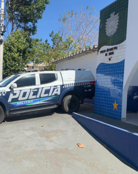 Homem invade casa da ex-namorada e leva motocicleta em Camapu&atilde;
