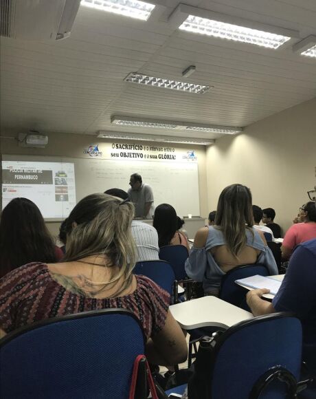          Enem dos Concursos: primeira fase acontece amanh&atilde; domingo (5)