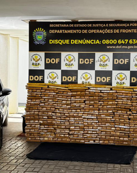 DOF apreende 633 kg de maconha e prende duas pessoas em entreposto

