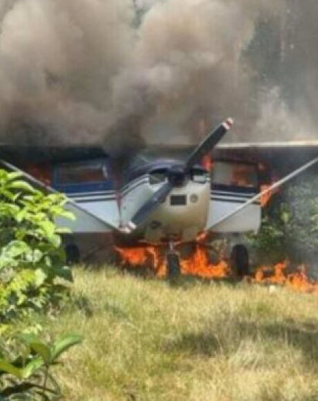 FAB intercepta e destr&oacute;i aeronave suspeita de tr&aacute;fico de drogas vinda da Venezuela