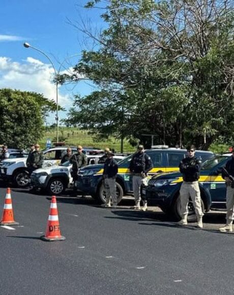 PRF refor&ccedil;a fiscaliza&ccedil;&atilde;o para reduzir acidentes e mortes nas rodovias federais de MS durante o Natal