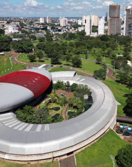 Maior aqu&aacute;rio de &aacute;gua doce do mundo atrai turistas de diferentes regi&otilde;es do Brasil
