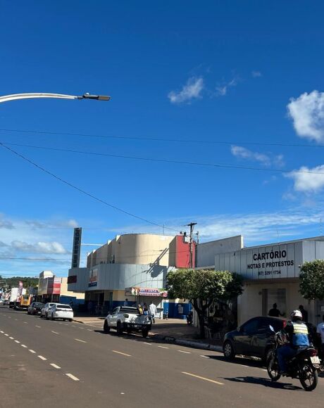 Segunda-feira come&ccedil;a com calor e chance de chuva em Coxim