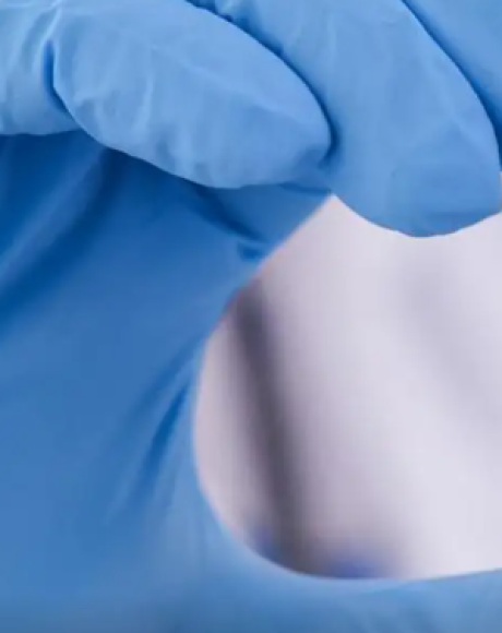 Come&ccedil;a vacina&ccedil;&atilde;o de 1,2 milh&atilde;o de profissionais de sa&uacute;de contra dengue
