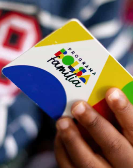 Caixa paga Bolsa Fam&iacute;lia de fevereiro a benefici&aacute;rios com NIS final 5
