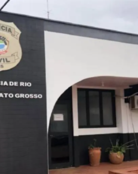 Homem &eacute; esfaqueado no rosto pela ex ap&oacute;s t&eacute;rmino de relacionamento em Rio Verde de Mt