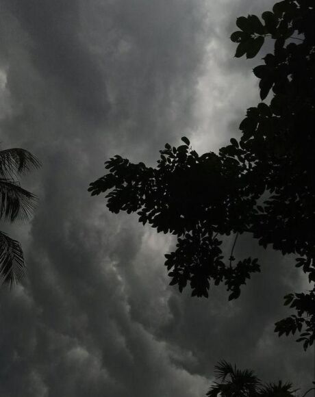  Sexta-feira 13 de Carnaval come&ccedil;a com muita chuva em Coxim