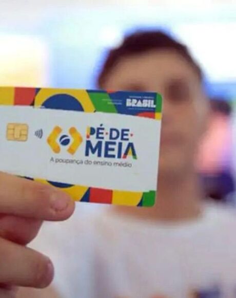 Pr&eacute;-inscri&ccedil;&otilde;es para o P&eacute;-de-Meia Licenciaturas 2026 come&ccedil;am amanh&atilde; (17)