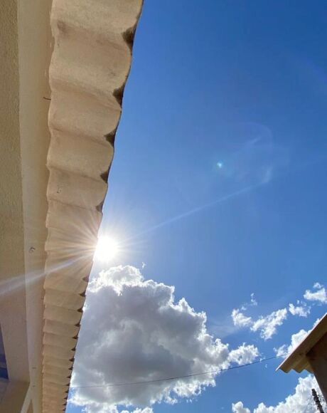  Domingo (22) ser&aacute; de calor e possibilidade de chuva em Coxim
