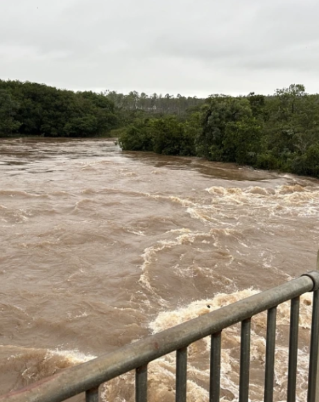 Costa Rica decreta calamidade p&uacute;blica ap&oacute;s chuva elevar Rio Sucuri&uacute; em 4 metros e causar alagamentos