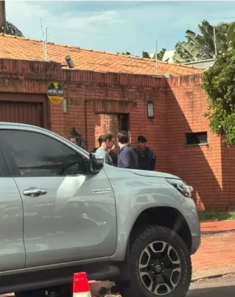 Ex-prefeito Alcides Bernal mata homem a tiros em Campo Grande, e se entrega &agrave; pol&iacute;cia
