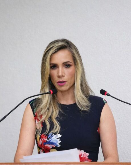 Ju&iacute;za Tatiana Said se despede de Coxim ap&oacute;s promo&ccedil;&atilde;o para atuar em Campo Grande
