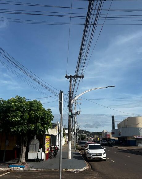 Calor, nuvens e possibilidade de chuva marcam a segunda-feira (9) em Coxim