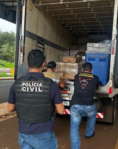 Pol&iacute;cia em MS apreende 1,5 tonelada de carne impr&oacute;pria que iria para merenda escolar