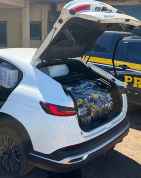 PRF apreende quase 1 tonelada de maconha ap&oacute;s persegui&ccedil;&atilde;o na BR-267 em MS
