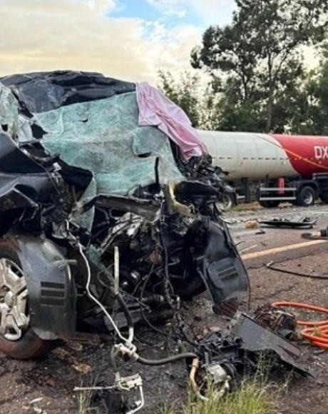 Motorista morre ap&oacute;s colis&atilde;o frontal entre &Ocirc;nix e carreta-tanque na BR-376
