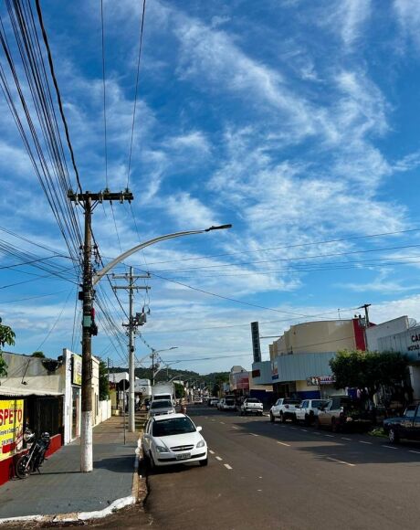 Sexta-feira ser&aacute; de sol forte e tempo seco em Coxim