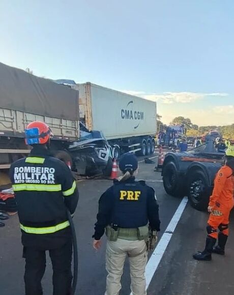Irm&atilde;o e cunhada de ex-prefeito de Sonora est&atilde;o entre v&iacute;timas de grave engavetamento na BR-163 