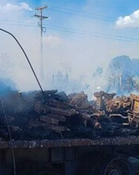 Carreta pega fogo na BR-163 entre Campo Grande e Anhandu&iacute; e provoca lentid&atilde;o no tr&acirc;nsito
