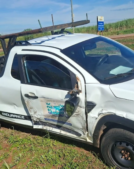 Dupla &eacute; presa com ve&iacute;culo furtado ap&oacute;s persegui&ccedil;&atilde;o na BR-163 entre Pedro Gomes e Sonora
