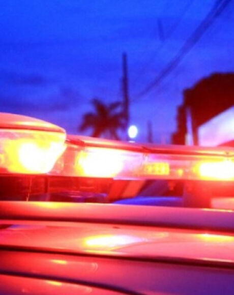 Jovem &eacute; estuprada enquanto dormia por vizinho em MS