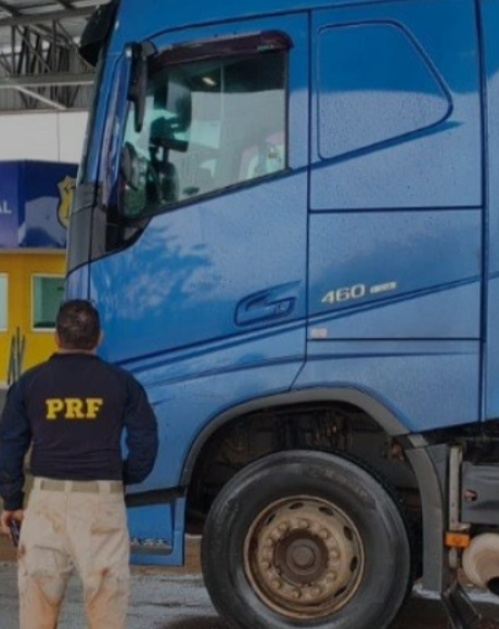 PRF recupera caminh&atilde;o roubado em MS e prende homem ap&oacute;s motorista ser mantido ref&eacute;m em SP
