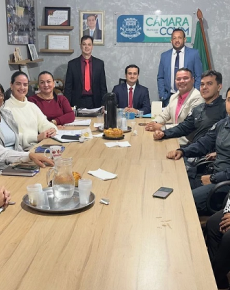 Comandante do 5&ordm; BPM se re&uacute;ne com vereadores e refor&ccedil;a parceria pela seguran&ccedil;a em Coxim

