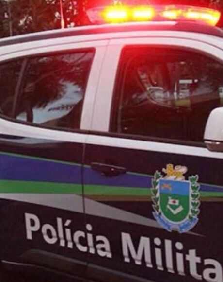 Confus&atilde;o em conveni&ecirc;ncia termina com apreens&atilde;o de arma de policial penal em Coxim