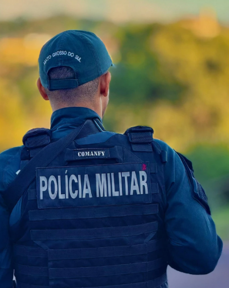 Adolescente &eacute; apreendido com 2 kg de skunk durante fiscaliza&ccedil;&atilde;o da PM em &ocirc;nibus em Camapu&atilde;
