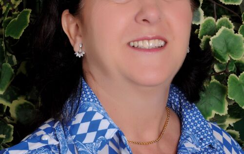 ***Hoje o dia especial &eacute; dedicado a Vera Tonial pelo seu niver. Parab&eacute;ns 