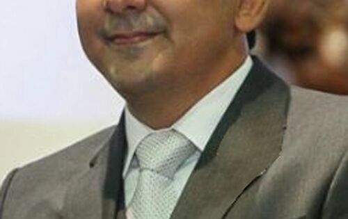 ***O advogado Valdeir da Silva recebe os parab&eacute;ns no domingo por mais um ano de vida. 