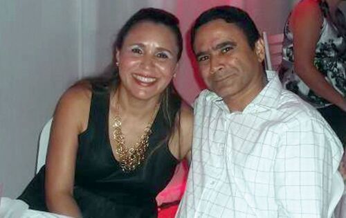 ***Felicidades a Maria S&ocirc;nia que ontem completou mais um ano de vida. Na foto ao lado do esposo Jucelino (Presidente da OAB de Coxim).