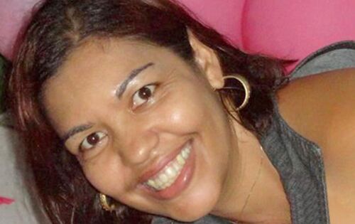 *** O nosso carinho especial de hoje vai para Marilza Lopes (Sorveteria Favo de Mel) pelo seu anivers&aacute;rio. Marilza faz parte das centenas de leitores fieis diariamente do DE em Coxim. Desejamos muitas felicdades!!
