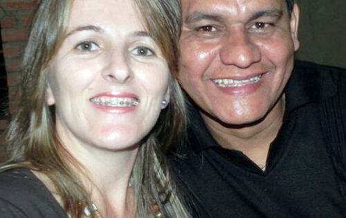 Sa&uacute;de e Bem-estar &eacute; o lema do professor Alcides (Corppus Academia) e como hoje &eacute; um dia especial, que ele comemora nova idade, desejamos bons momentos que lhe dar&atilde;o ainda mais motivos para celebrar a vida. Na foto ao lado da esposa Vanize.
