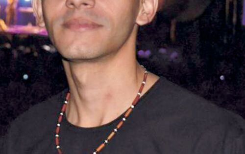 *** Ao designer Carlos Rocha (Arte Final) desejamos muitas alegrias pelo seu anivers&aacute;rio, amanh&atilde; (01). Parab&eacute;ns!