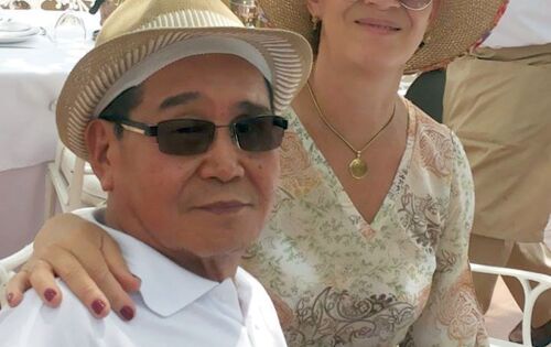  *** Quem vai estar em festa no pr&oacute;ximo domingo &eacute; o conhecid&iacute;ssimo dr. keizo Aguchi (Cl&iacute;nica Radiocenter) . Na foto ao lado da eterna namorada dr&ordf; Geisa Vidal. Nossos parab&eacute;ns!