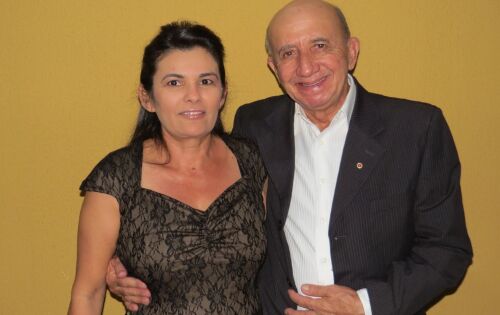 ***Parab&eacute;ns para Marluce da Silva que hoje comemora seu anivers&aacute;rio. Na foto ao lado do esposo Dr. Paulino Mendes Fontoura. Felicidades!!!