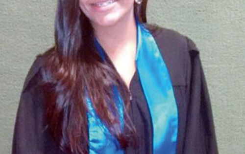 *** Parab&eacute;ns para Ana Paula Santos de Souza (Mercado Econ&ocirc;mico) que se formou em Educa&ccedil;&atilde;o F&iacute;sica no dia 07/03. Seus pais e familiares lhe desejam muito sucesso.