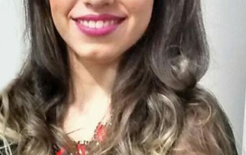  *** Nossos parab&eacute;ns deste s&aacute;bado (25) vai para Ta&iacute;s Pichinelli que faz parte da equipe competent&iacute;ssima da Delegacia da Mulher de Coxim. Parab&eacute;ns Thais!!