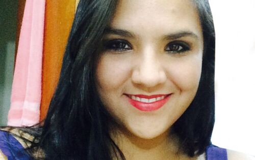 *** A jovem Luma Chaparro completa mais uma primavera amanh&atilde; (09). Que este sorriso contagiante esteja sempre a abrilhantar seu rosto. Parab&eacute;ns!! 