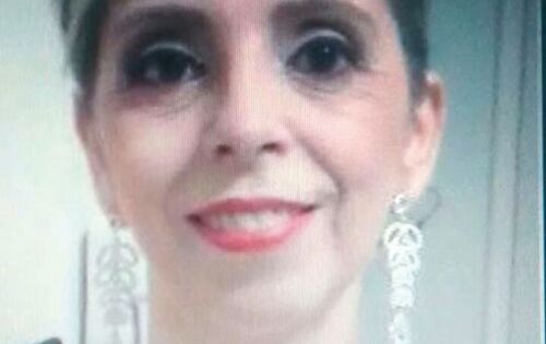 *** Parab&eacute;ns para a veterin&aacute;ria Adriana Haidar que comemora neste s&aacute;bado seu anivers&aacute;rio. Desejamos votos de muitas paz e sucesso!!